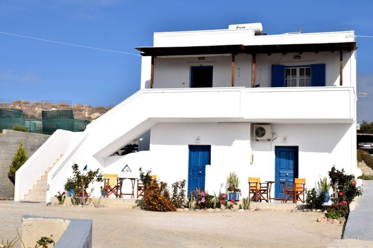Katerina & Joanna Adamas Studio Milos Adamantas (Milos) Exterior foto